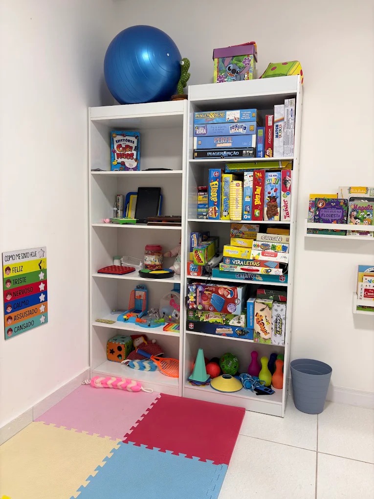 Sala Kid com tatame acolchoado e espaço lúdico seguro